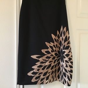 Alvani Sunburst Flower